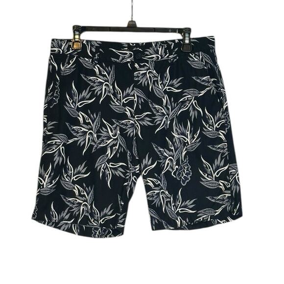 H&M black white floral casual shorts size 32R - Picture 7 of 10